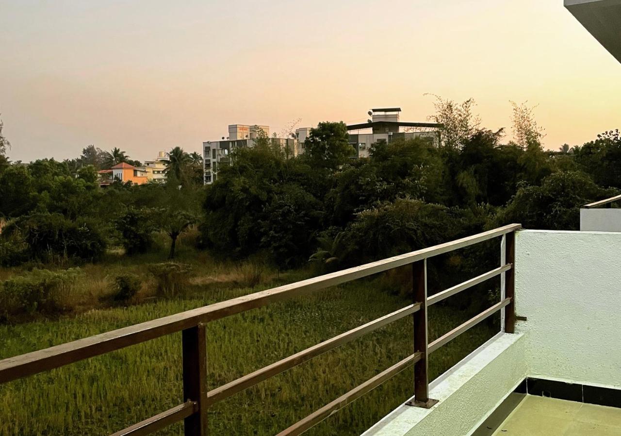 Scarlet Resort อลีบาก ภายนอก รูปภาพ